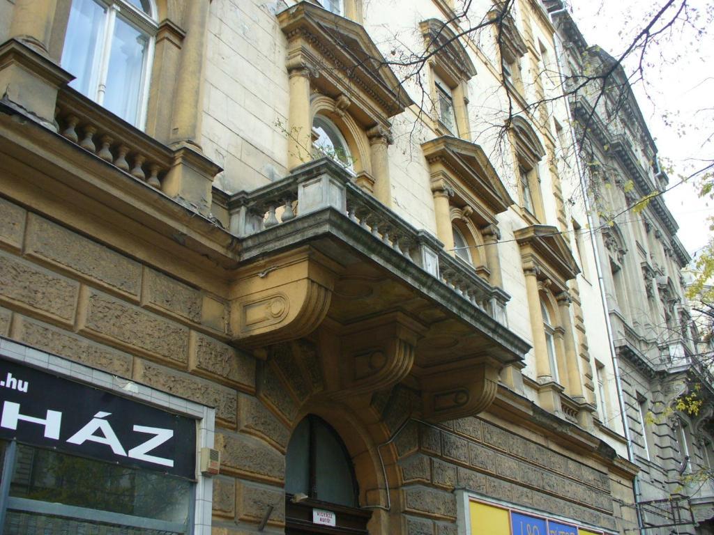 Budapest Tourist Apartments - József körút Exterior foto